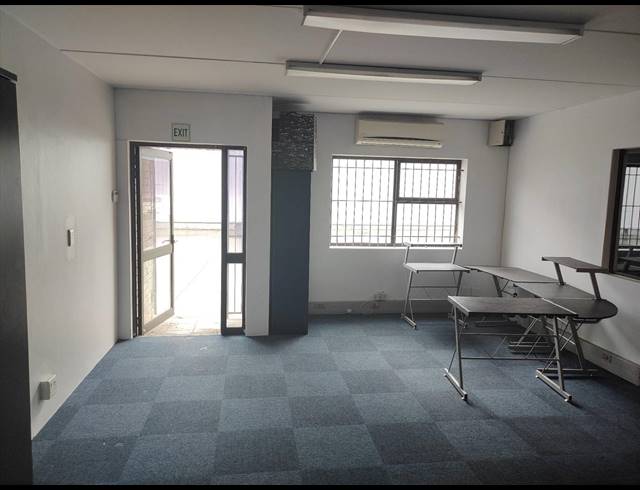 580M² WAREHOUSE TO LET IN BELLVILLE SOUTH